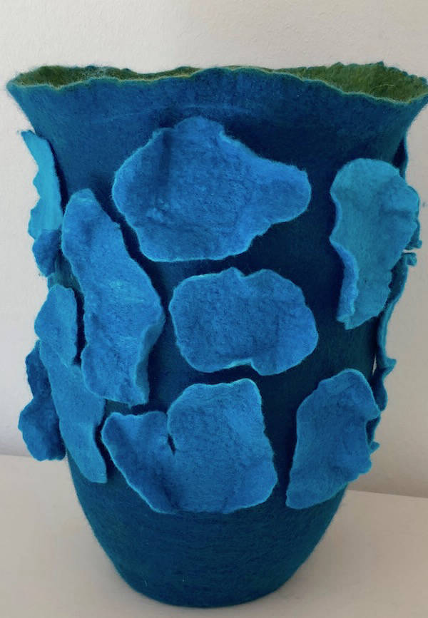 Blaue Filzurne